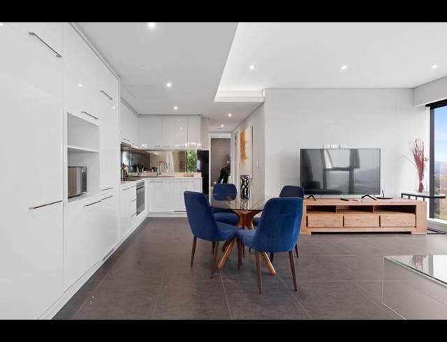 2 BEDROOM APARTMENT FOR SALE IN ROSEBANK